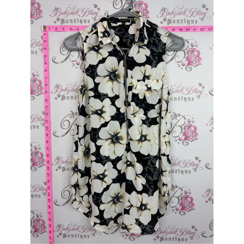Dynamite Black Floral Sleeveless Zip Front Blouse new without tag string attach